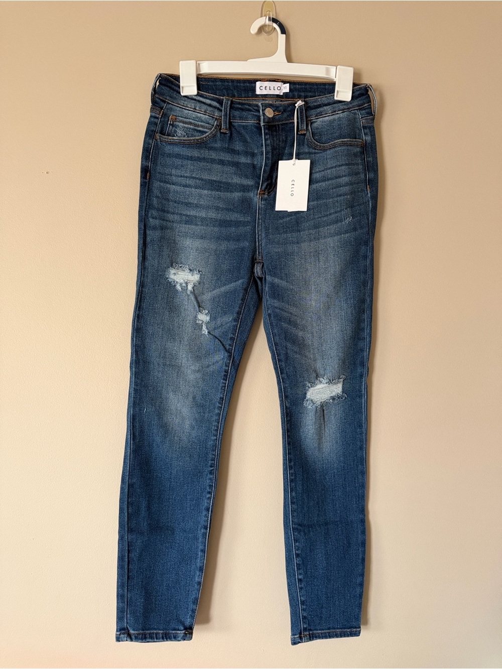 NEW Cello Medium Wash Distressed Jeans Size 11 / 30
